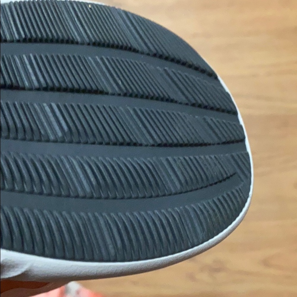 Adidas Edgebounce Women' Running 7 Multiple sizes - Picture 7 of 7